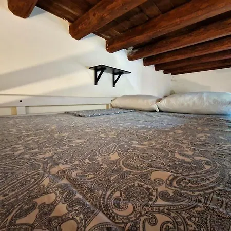 Old Town Loft -